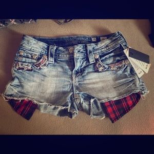 Size 24 Miss Me shorts